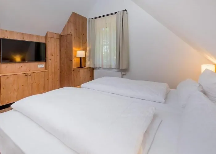 Ferienhaeuser, 度假居 *